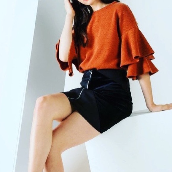 THML Sweaters - THML Orange Double Bell Sleeve Knit Sweater Small